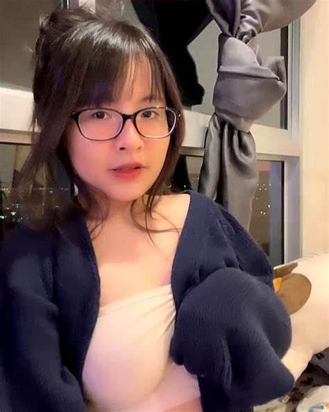 น้อง Mewnii เจ้าแม่คลิปหลุด วงการONLYFANS ตัวล่าสุด วันนี้มาเบ็ดหี .